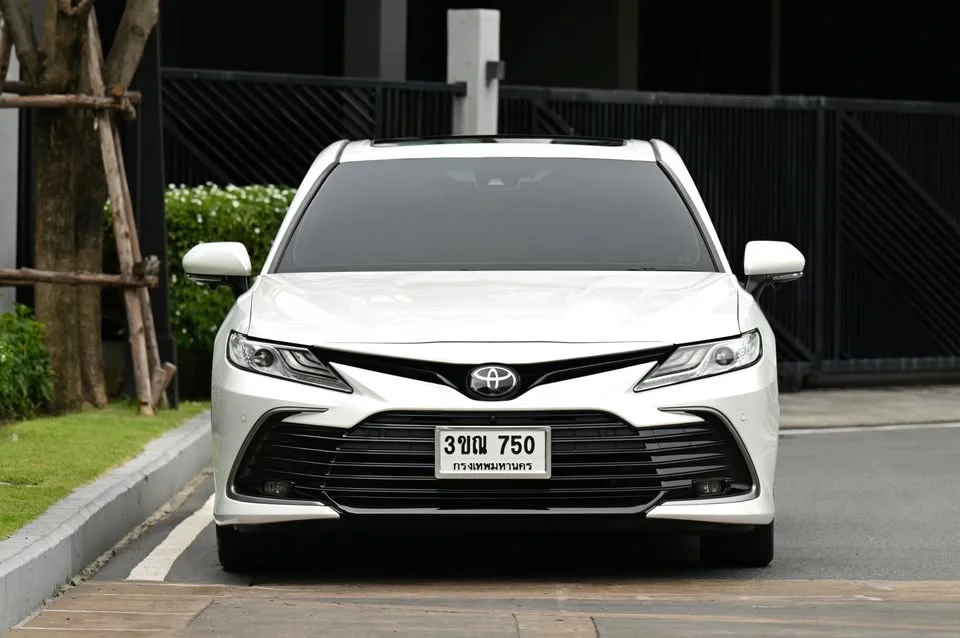 2021 Toyota Camry VIII (XV70) 3