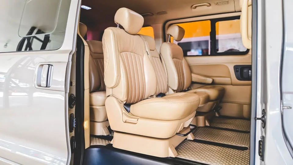 2011 Hyundai H-1 II 3