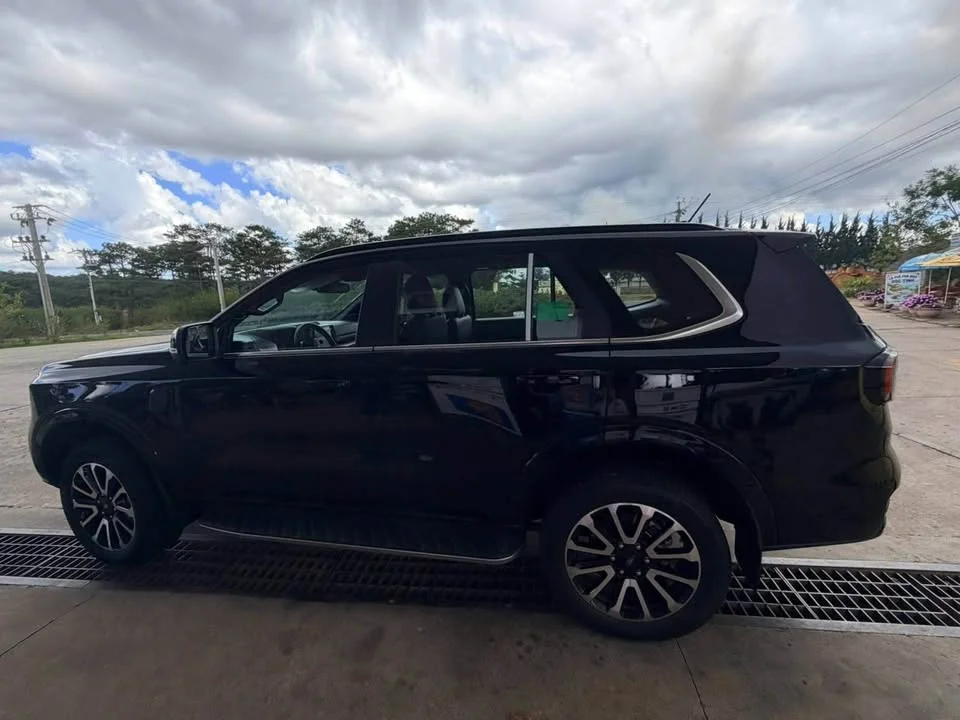 2026 Ford Everest III 2