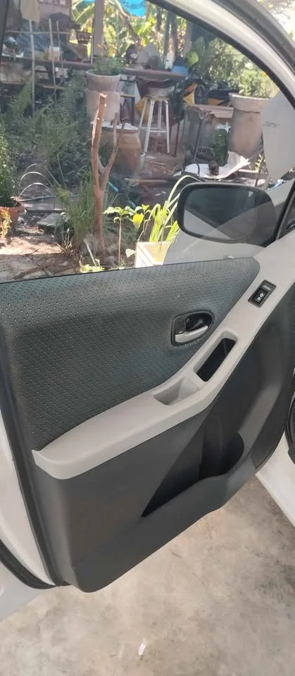 2008 Toyota Yaris II 2