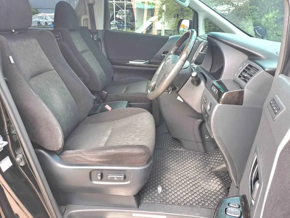 2013 Toyota Alphard, Vellfire II (AH20) 3