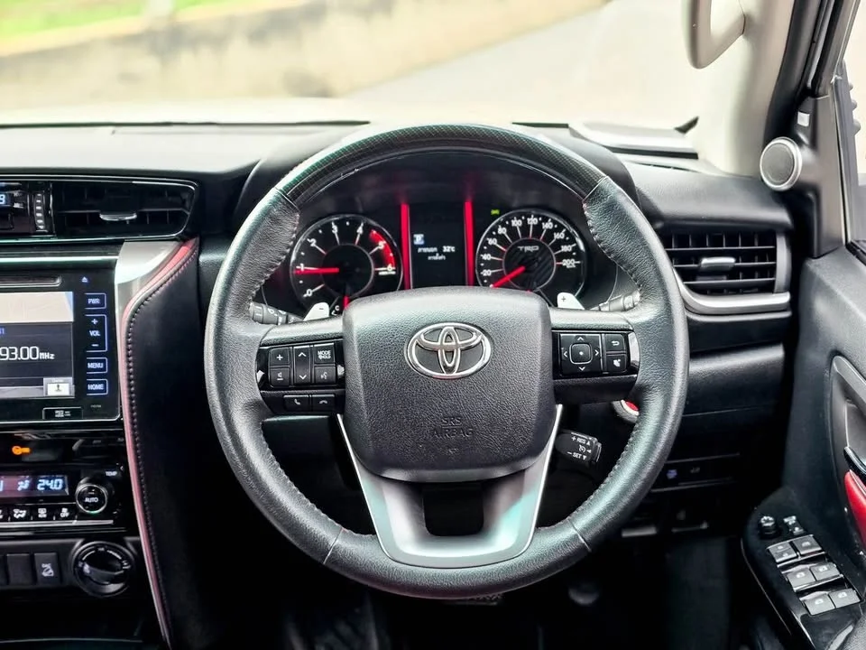 2019 Toyota Fortuner II 2