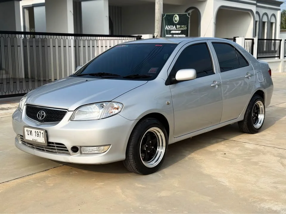 2005 Toyota Vios I 2
