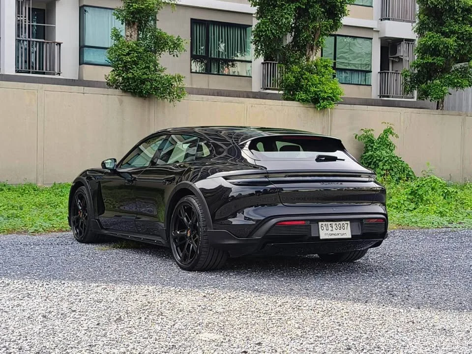 2023 Porsche Taycan 9J1 2