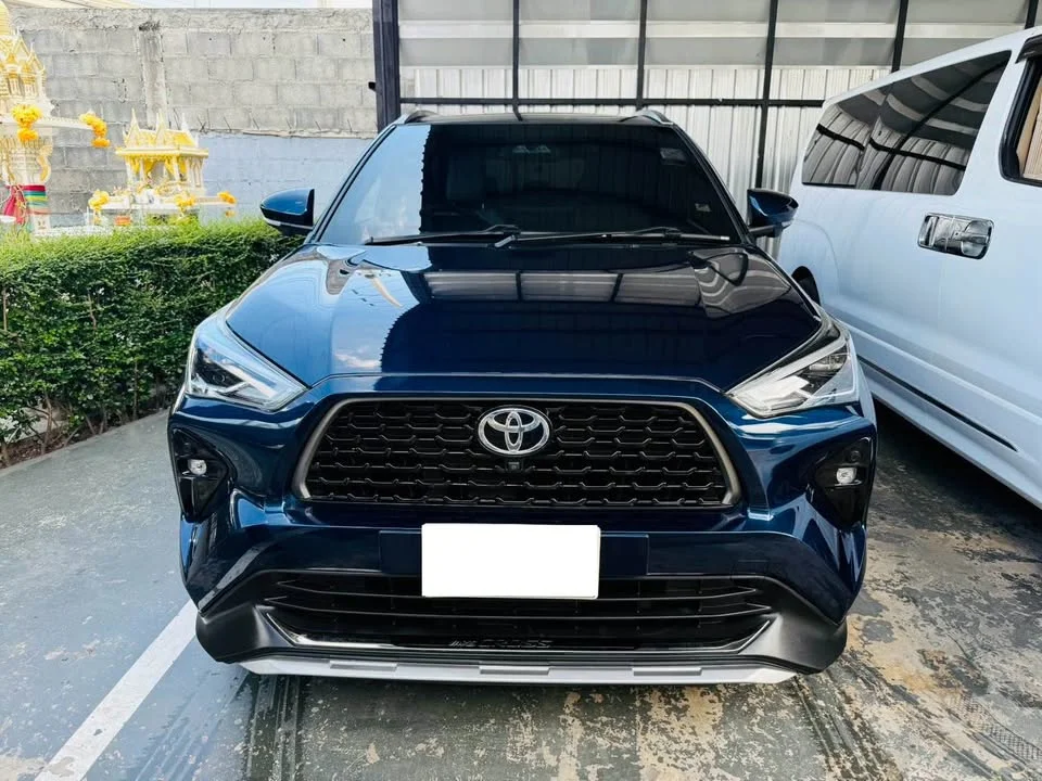 2023 Toyota Yaris Cross AC200 3