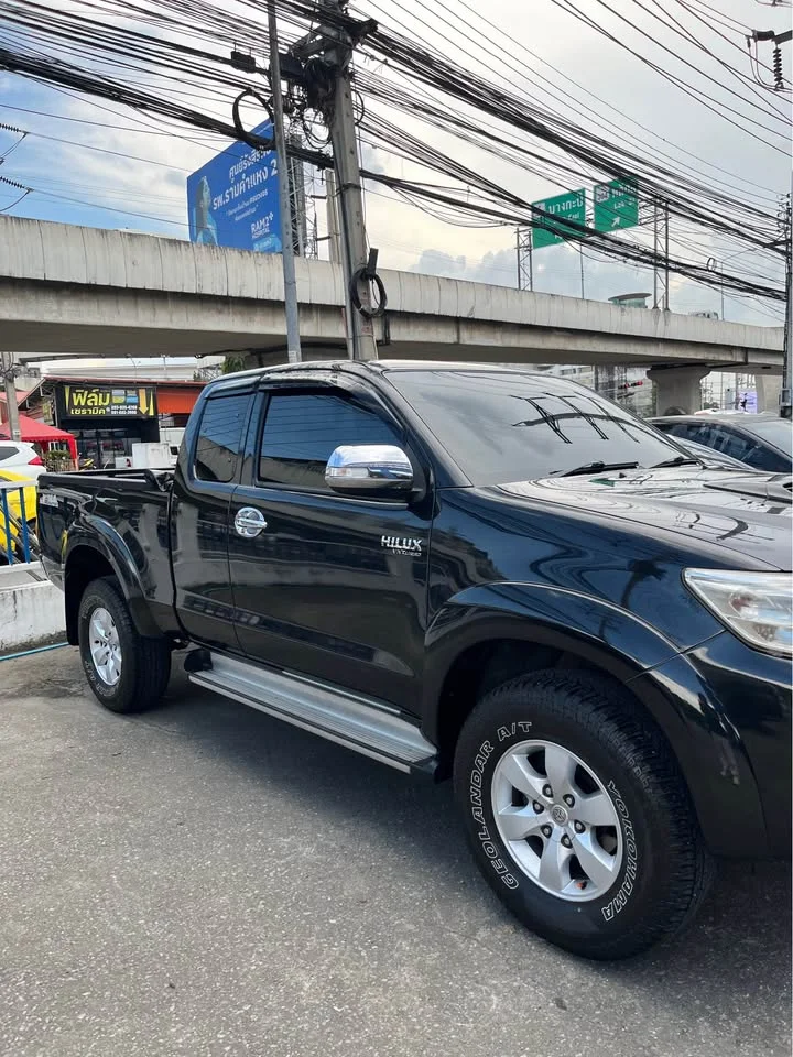 2013 Toyota Hilux VII 2