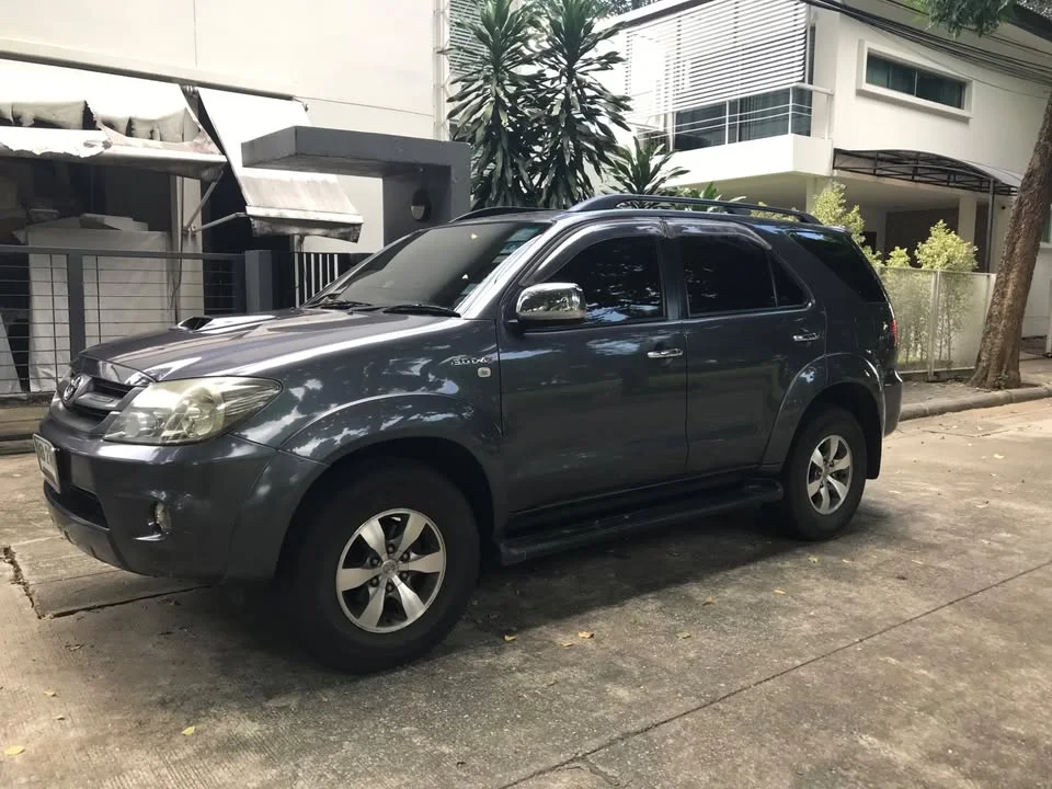 2008 Toyota Fortuner I 3