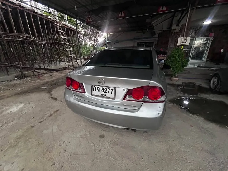 2005 Honda Civic VIII 3