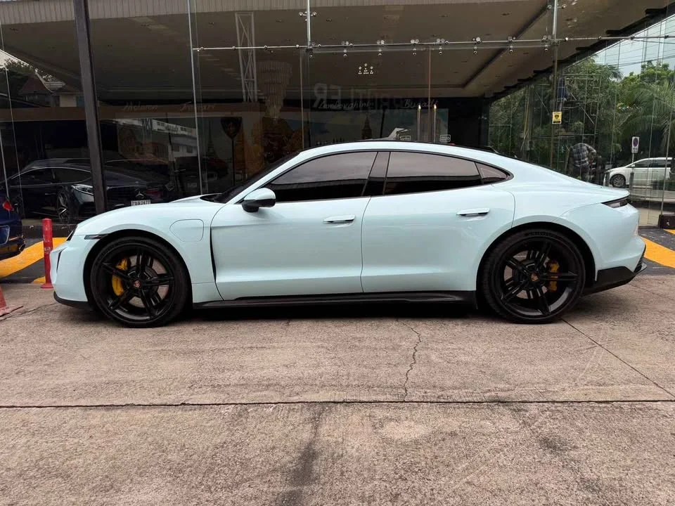 2021 Porsche Taycan 9J1 2