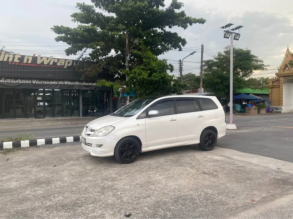 2006 Toyota Innova I 3