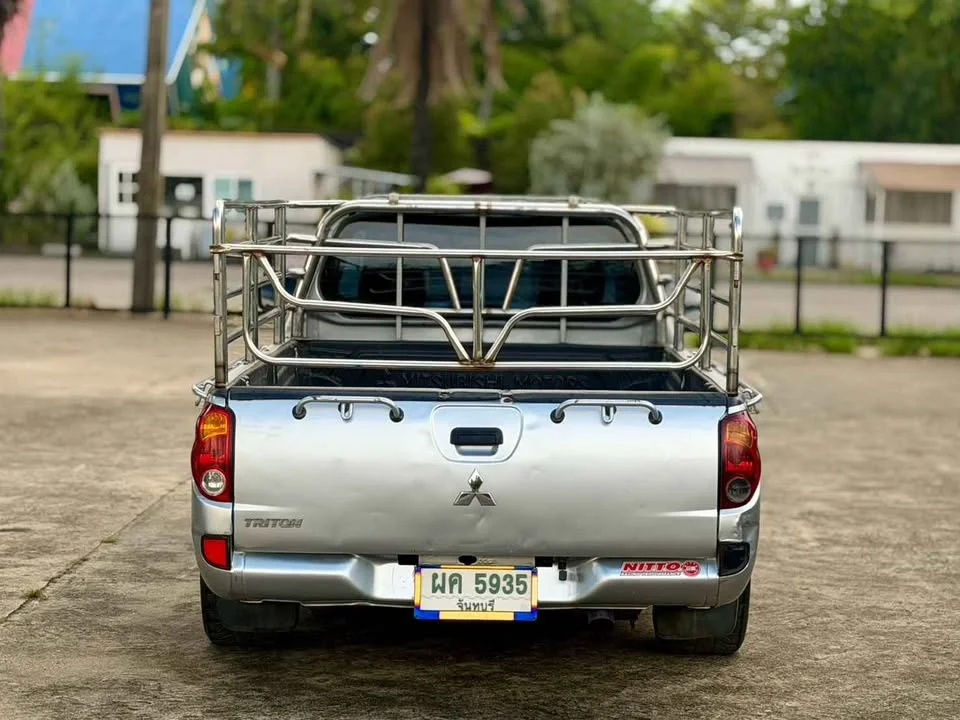 2012 Mitsubishi Triton IV 2