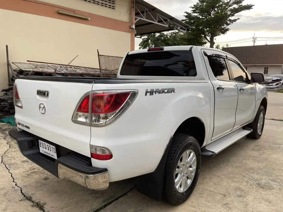 2013 Mazda BT-Series II 3