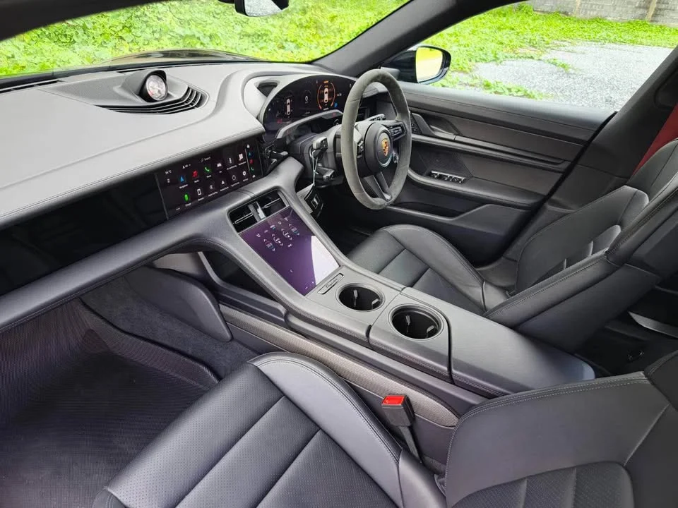 2023 Porsche Taycan 9J1 2