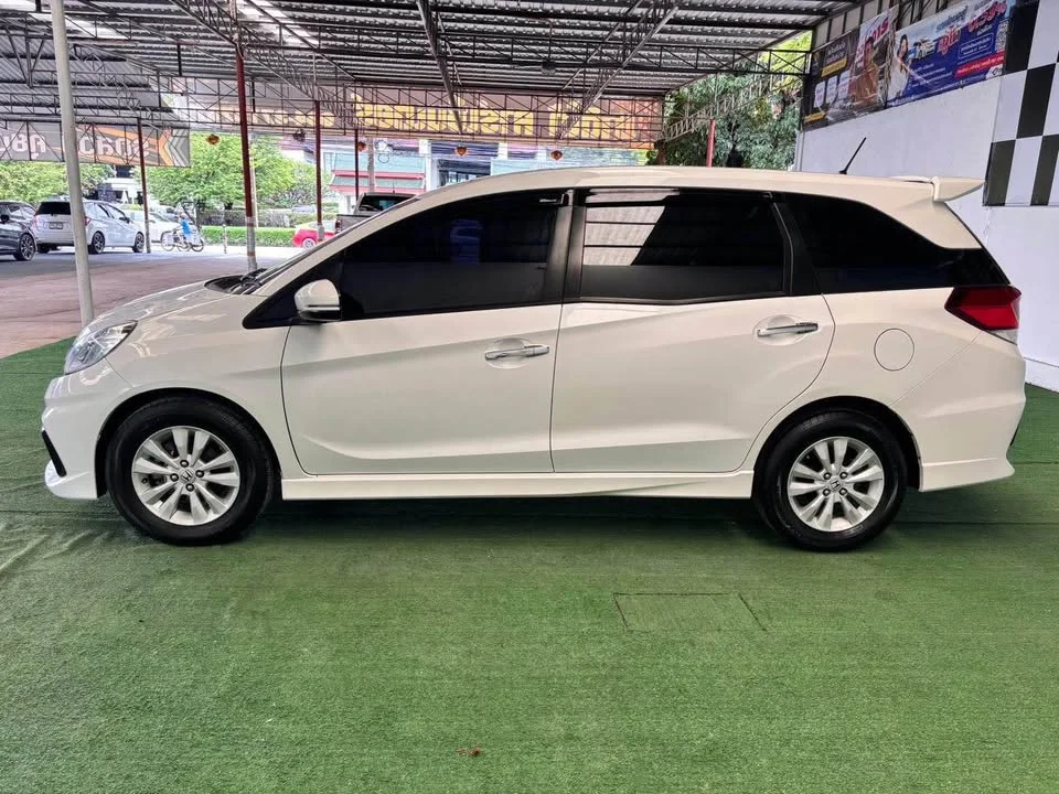 2014 Honda Mobilio II 3