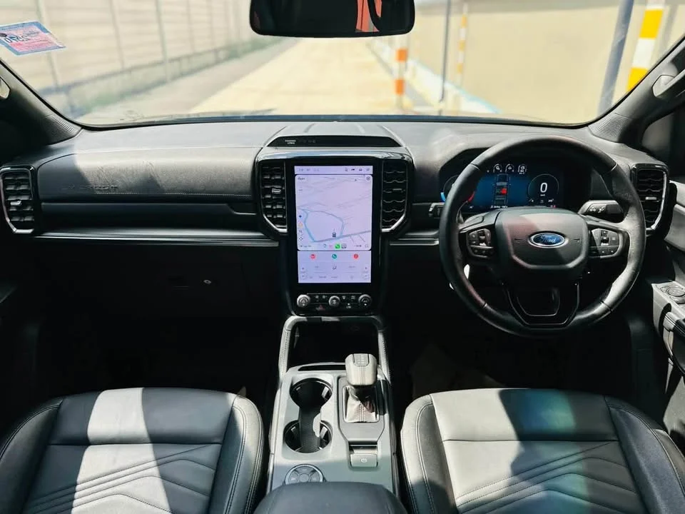 2023 Ford Everest III 3