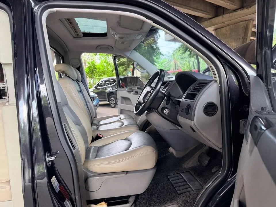 2008 Volkswagen Caravelle T5 2