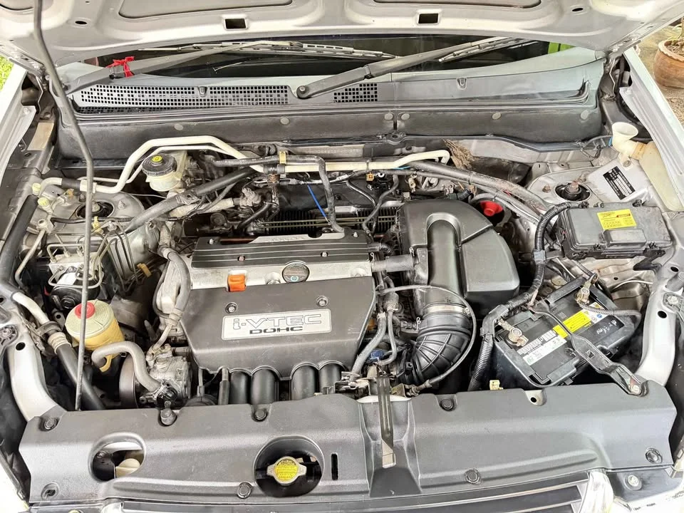2003 Honda CR-V II 3