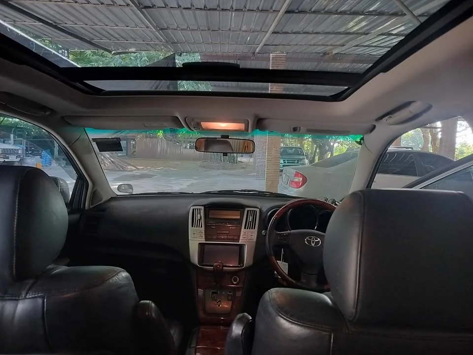 2007 Toyota Harrier II 2