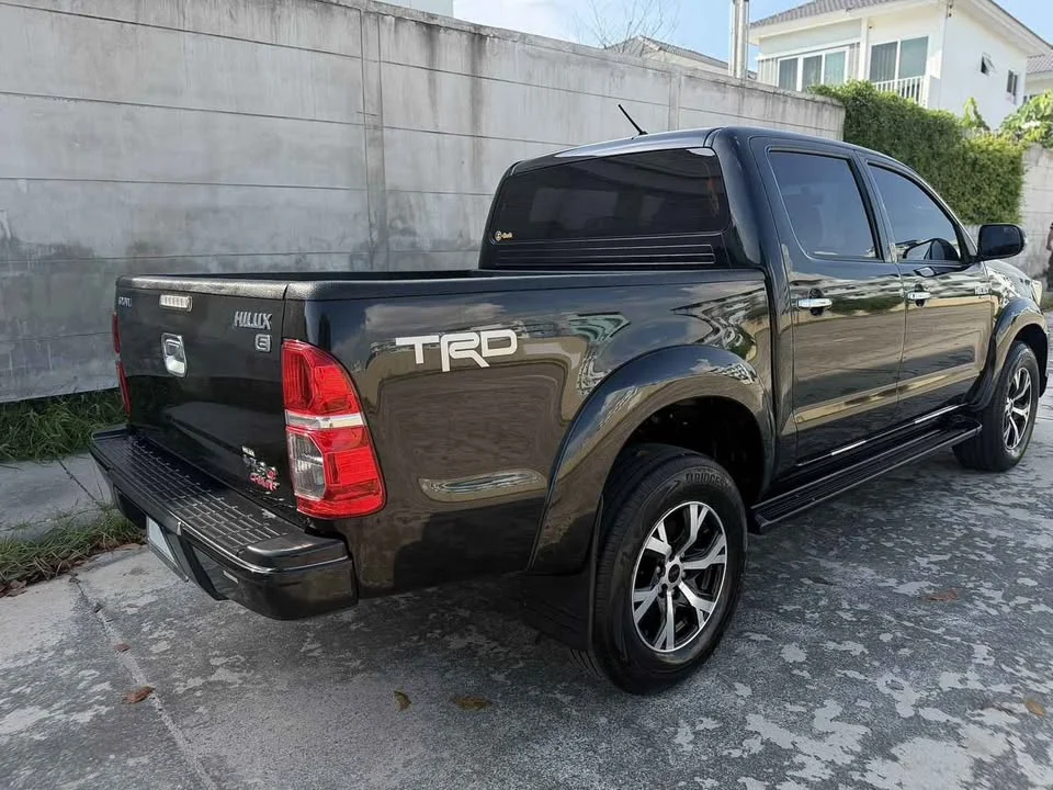 2013 Toyota Hilux VII 2