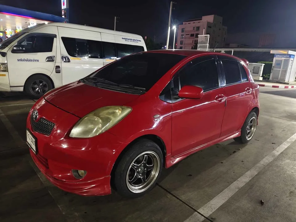 2008 Toyota Yaris II 3