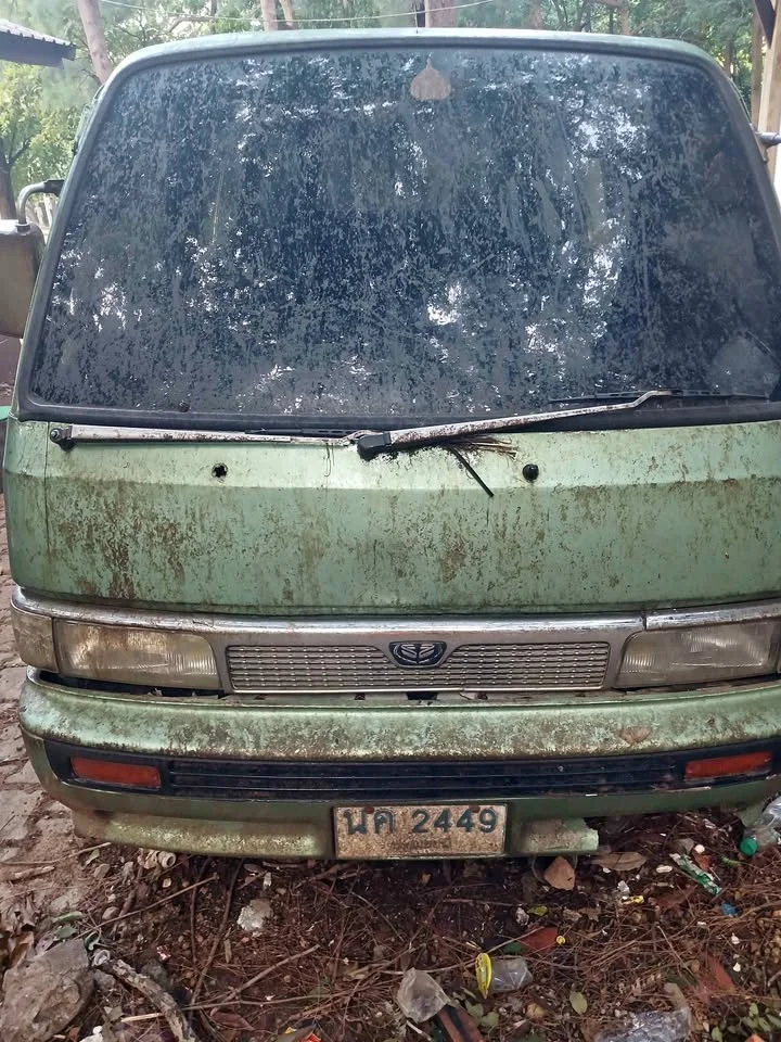 2027 Nissan Urvan IV (E24) 2