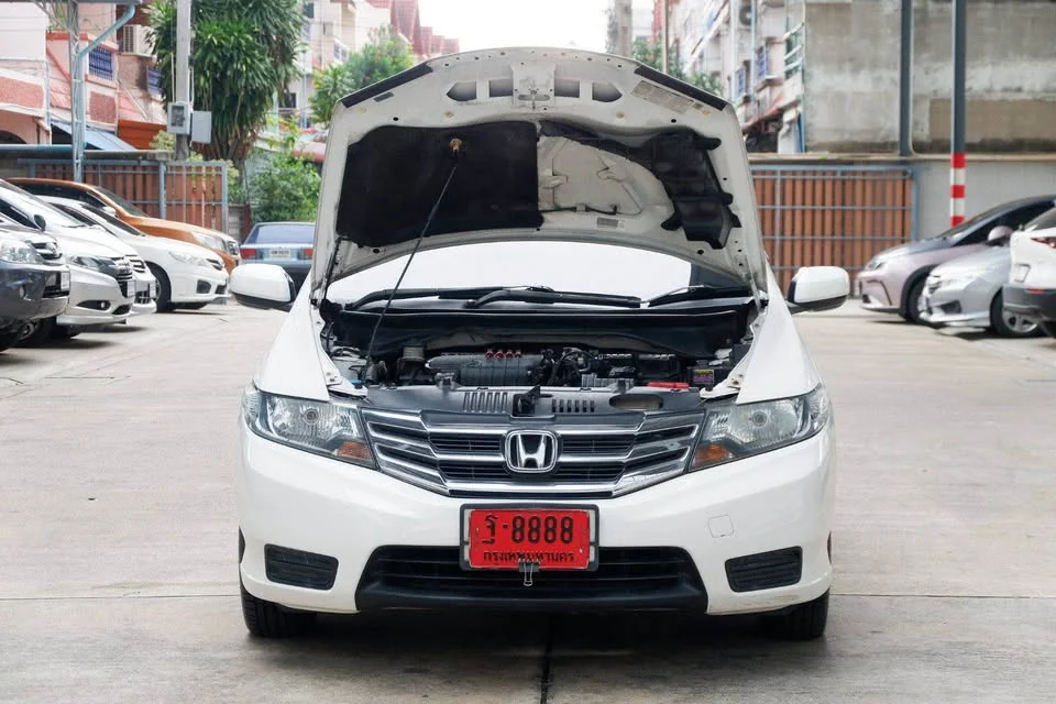 2013 Honda City V 3