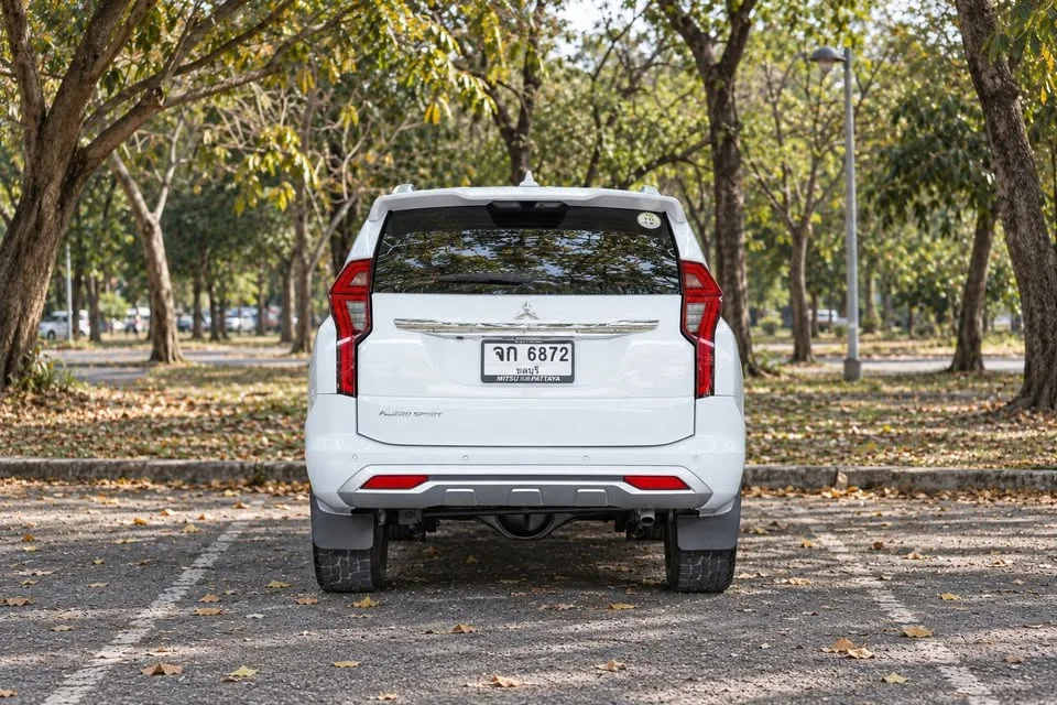 2020 Mitsubishi Pajero Sport III 2