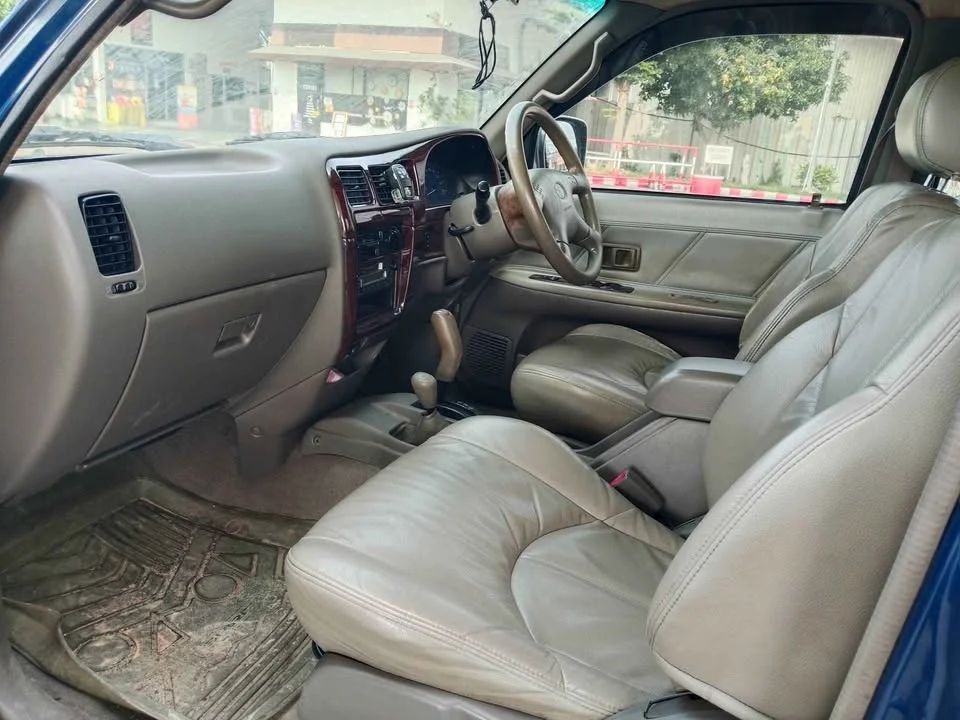 2003 Toyota Hilux Tiger VI 3
