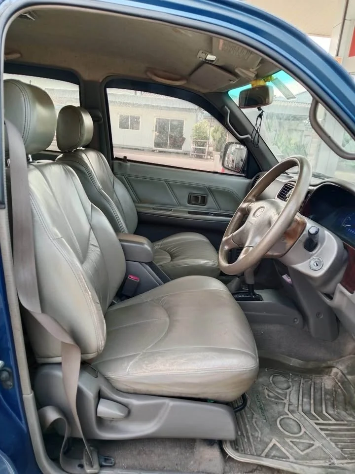 2003 Toyota Hilux Tiger VI 2