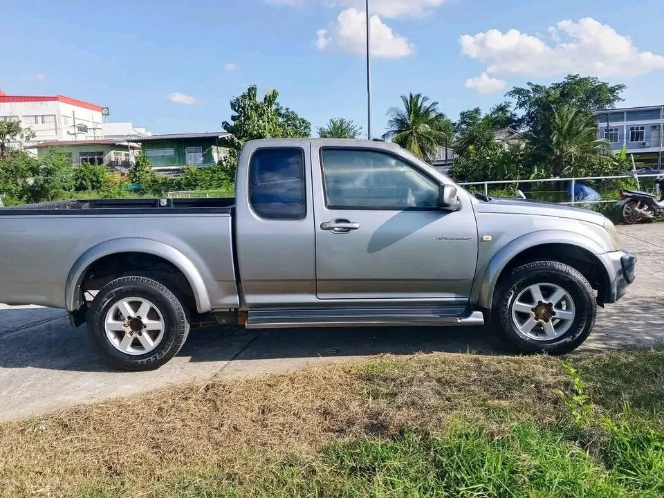 Isuzu D-Max I 3