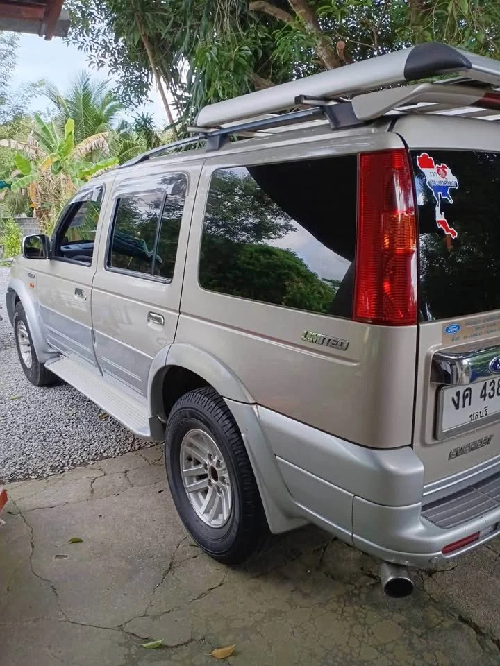 2005 Ford Everest I 2