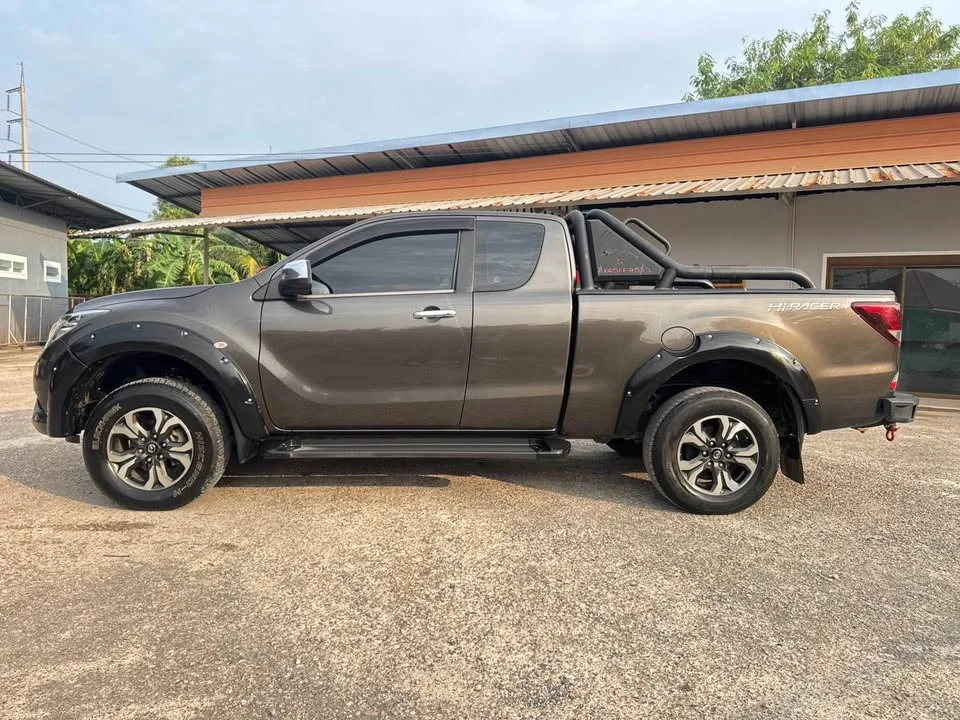 2021 Mazda BT-Series II 2