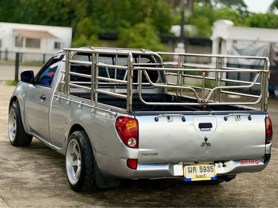 2012 Mitsubishi Triton IV 3