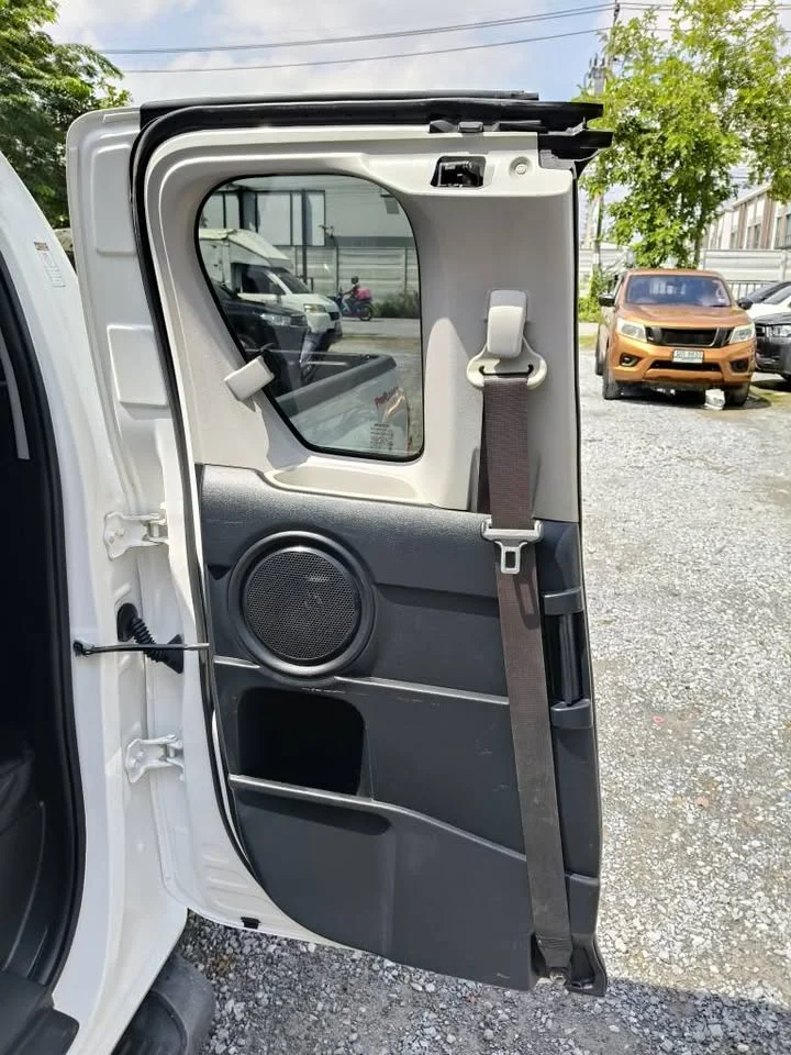 2016 Toyota Hilux VIII 3