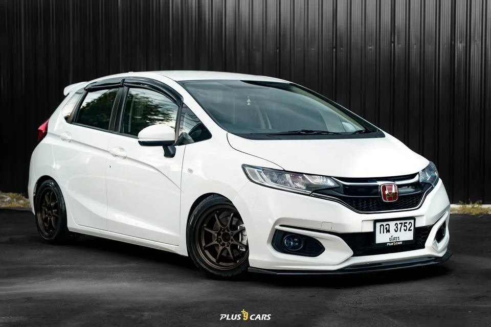 2020 Honda Jazz III 2