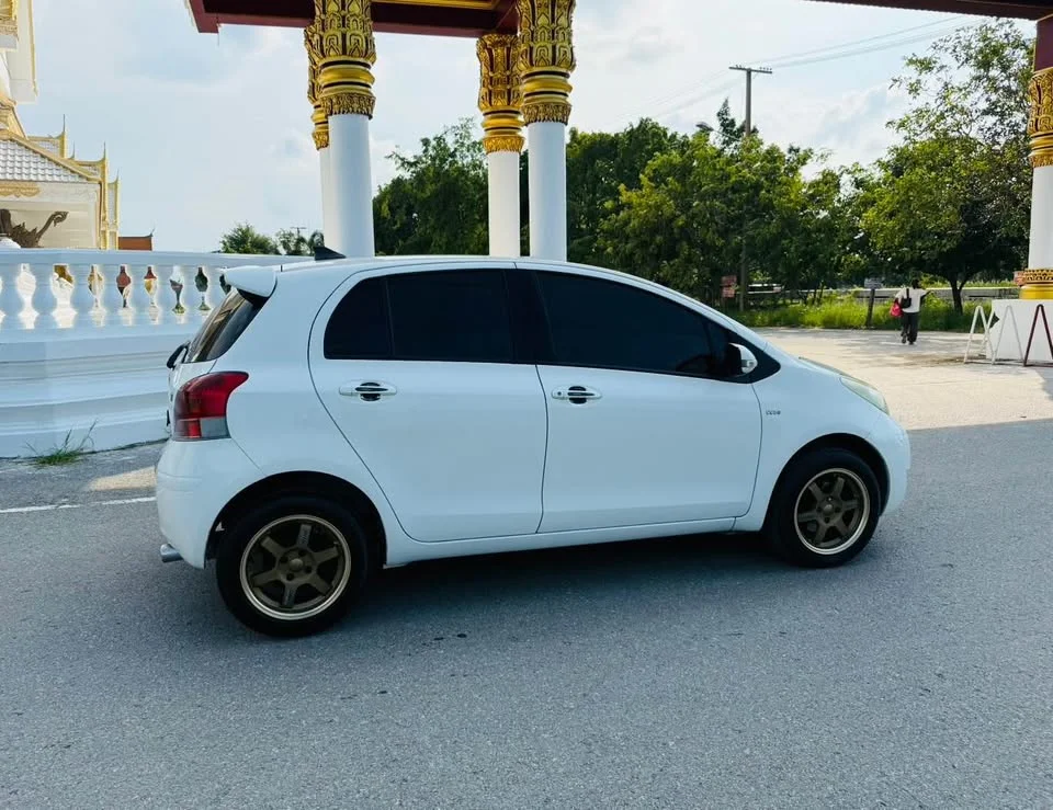 2009 Toyota Yaris II 3