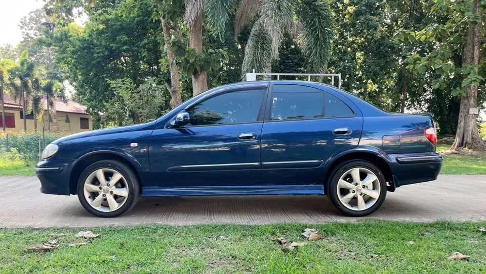 2002 Nissan Sunny N16 3