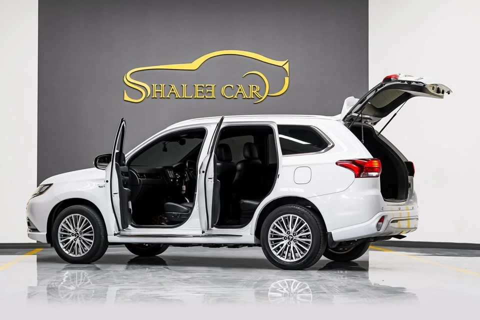 2020 Mitsubishi Outlander III 3