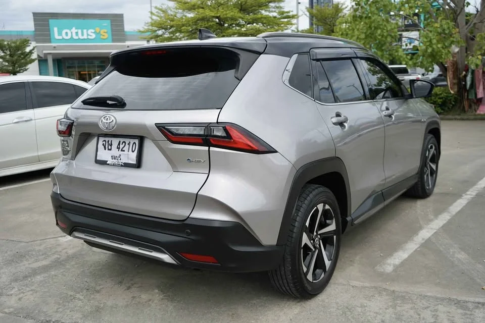 2024 Toyota Yaris Cross AC200 3