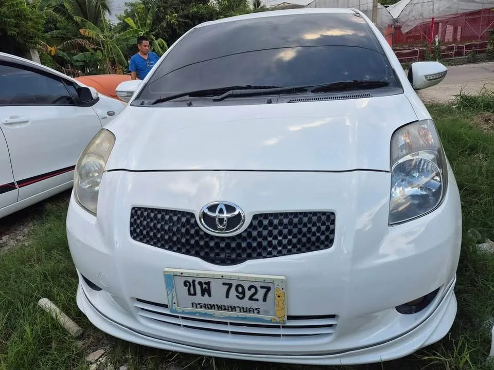 2008 Toyota Yaris II 2