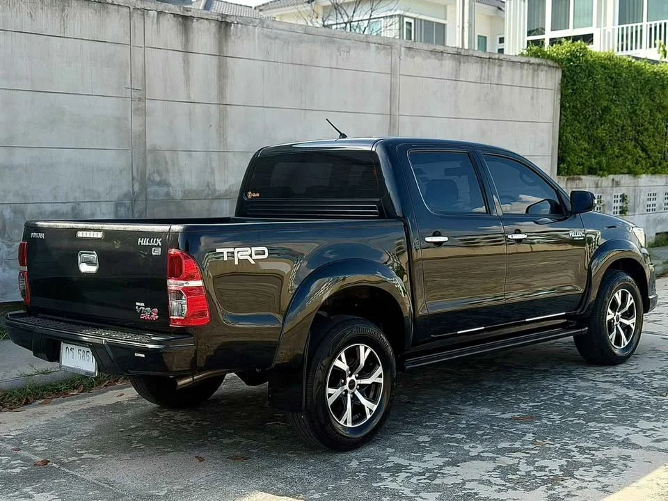 2013 Toyota Hilux VII 2