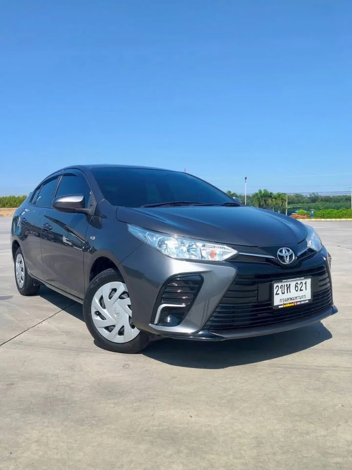 2022 Toyota Yaris ATIV III 2