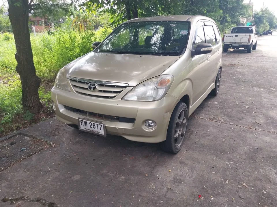 2005 Toyota Avanza I 2