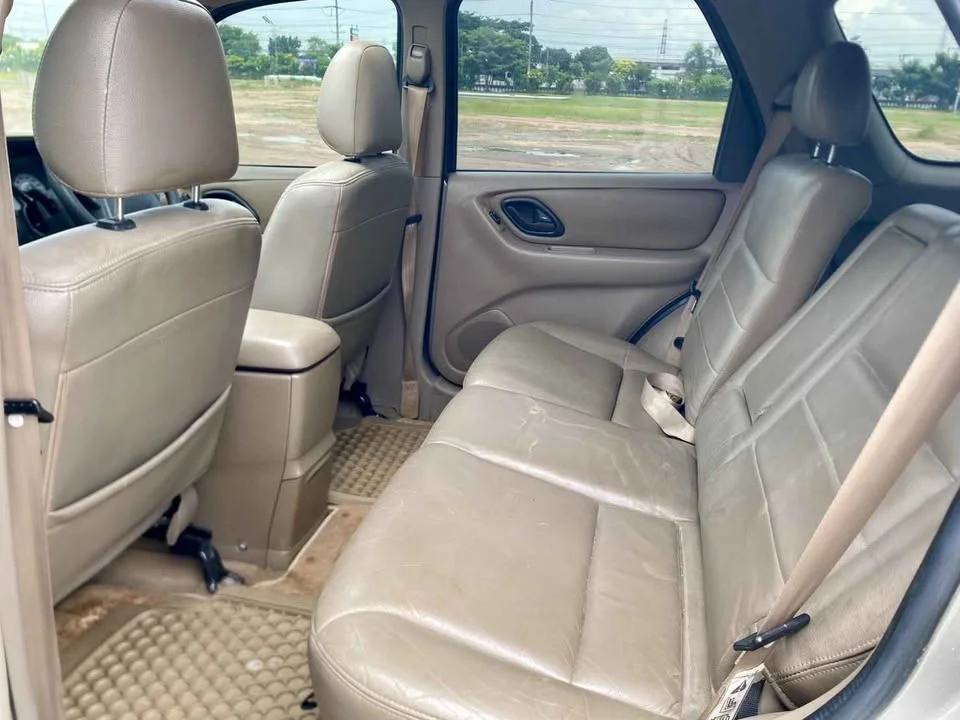 2004 Ford Escape I 2
