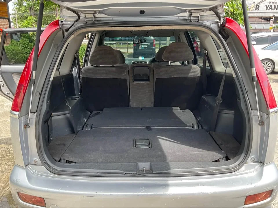 2003 Honda Stream I 2