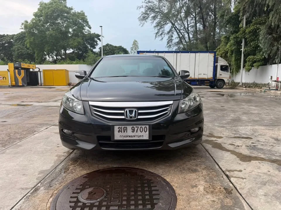 2012 Honda Accord VIII 3