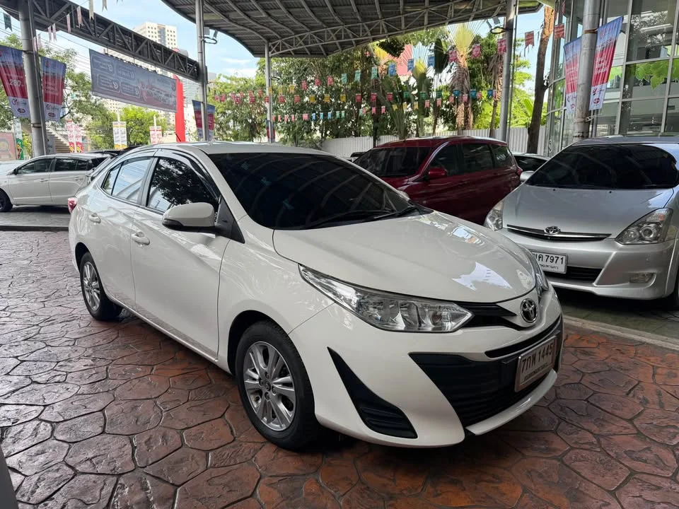 2018 Toyota Yaris ATIV III 3