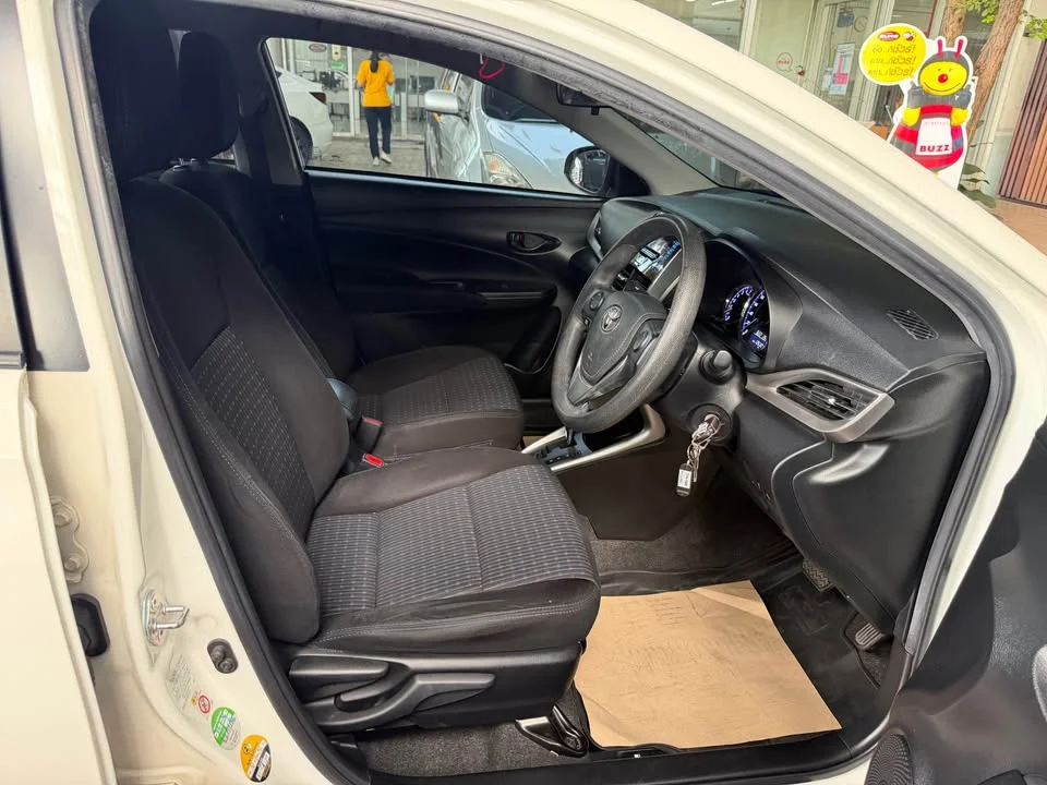 2018 Toyota Yaris ATIV III 2
