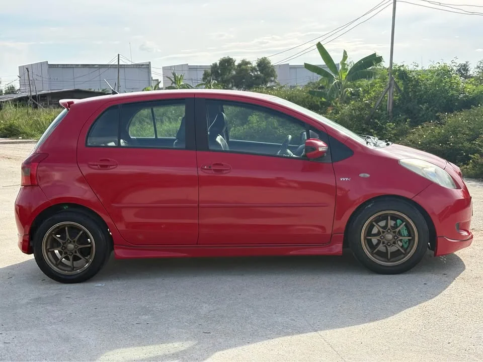 2008 Toyota Yaris II 3