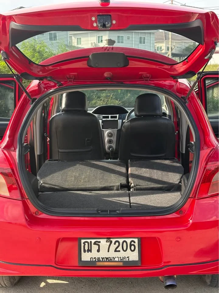 2008 Toyota Yaris II 2